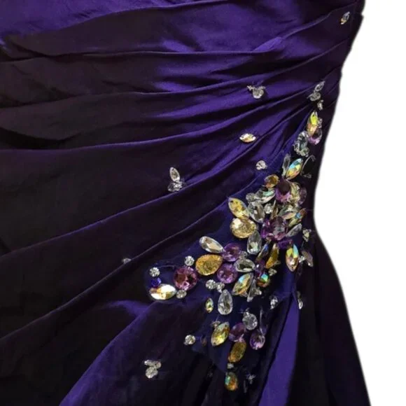 🏷️NWT  -  MORI LEE Dark Purple Strapless Prom Gown sz 8  -  NWT🏷️ - Picture 7 of 13